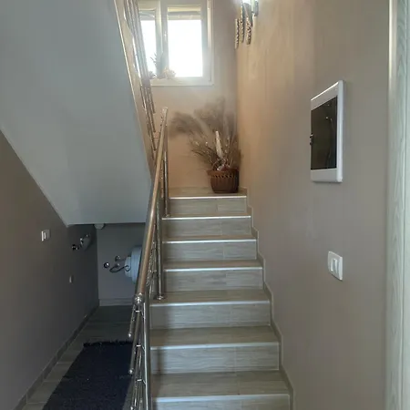 Apartment Miana Vrdnik