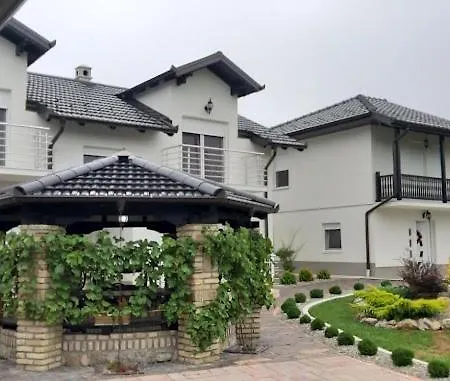 Miana Apartment Vrdnik